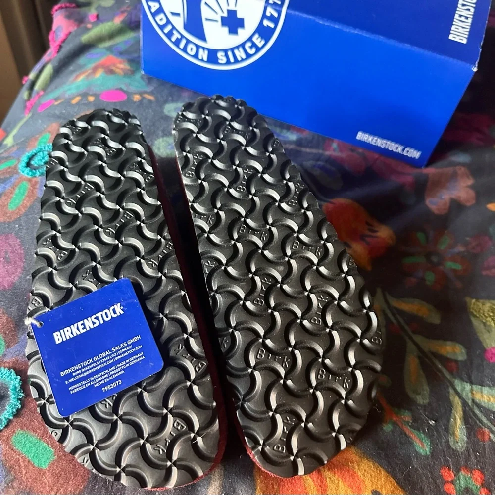 Birkenstock Boston Rivets in Zinfandel - Picture 4 of 7